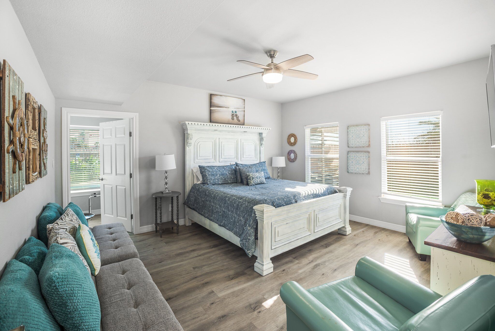 House, Multiple Beds, Pool Access, Pool View (Aqua Dreams) | 3 bedrooms, individually decorated, individually furnished, bed sheets