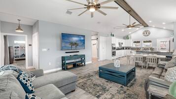 House, Multiple Beds, Patio, Garden View (Casita Del Mar) | Living area | 42-inch flat-screen TV with digital channels