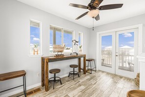 View from property - Blue Fin House- Pet Friendly & Boardwalk to the Beach! (Port Aransas)