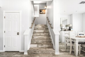 Interior - Blue Fin House- Pet Friendly & Boardwalk to the Beach! (Port Aransas)