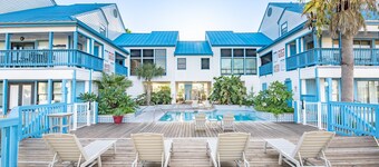 Spinnaker 317 - Waterfront/boat Slip!
