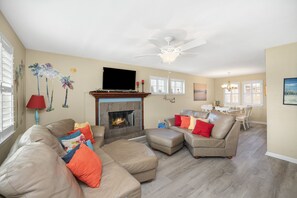 Living area - Palma Verde - Pet Friendly! (Port Aransas)