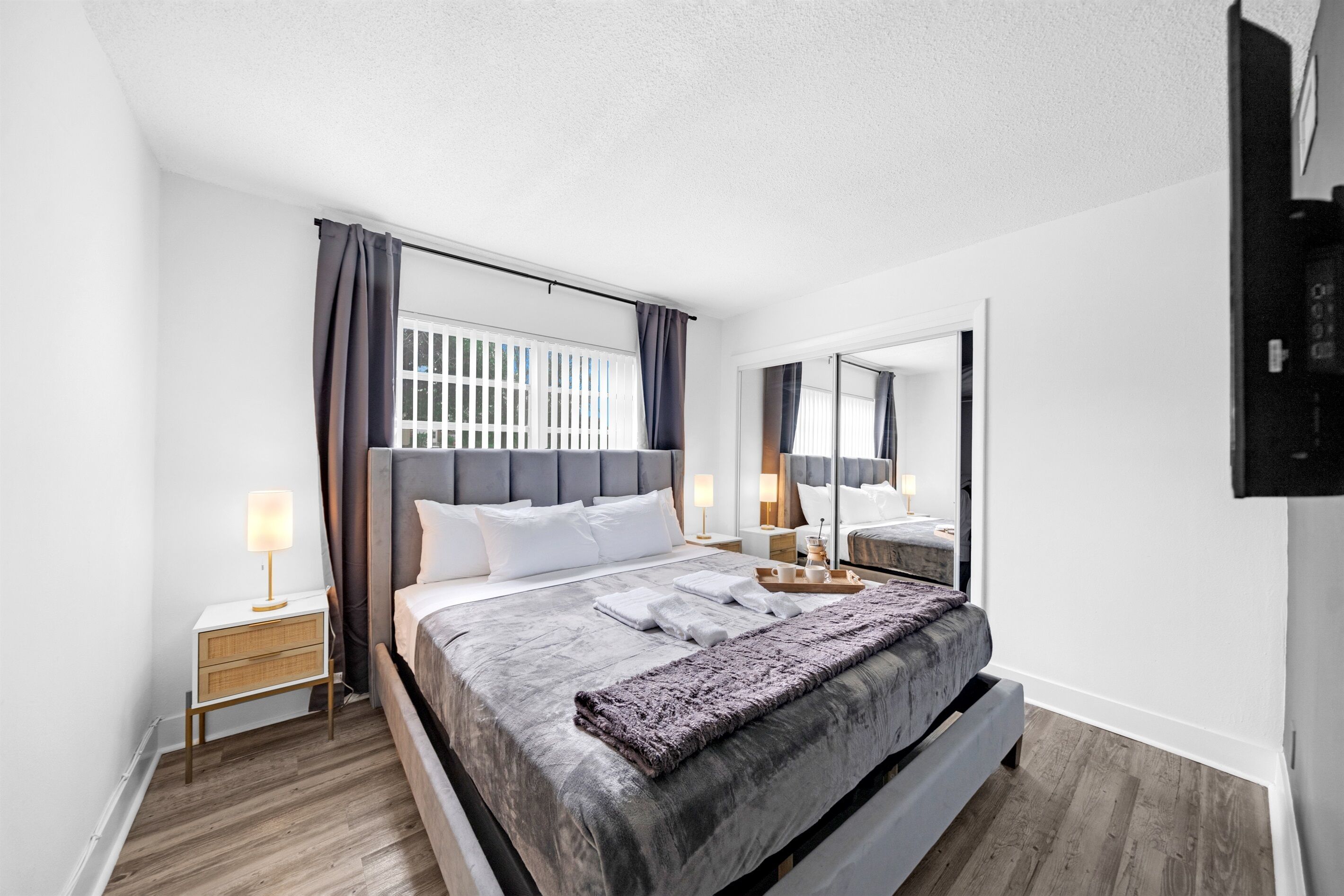 2 Schlafzimmer, Schreibtisch, Bügeleisen/Bügelbrett, kostenloses WLAN