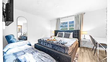 1 多间卧室、办公桌、熨斗/熨衣板、免费 WiFi