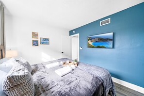 2 bedrooms, desk, iron/ironing board, free WiFi