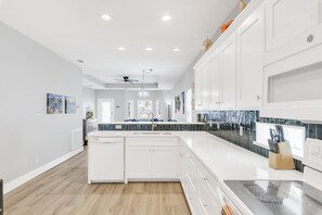 House, Multiple Beds, Patio, Beach View (Coconut Hut ) | Private kitchen | Coffee/tea maker, dining tables