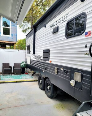 Property grounds - RV w/ Hot Tub, Private Patio, Sleeps 8, Near Tampa! (Tampa)