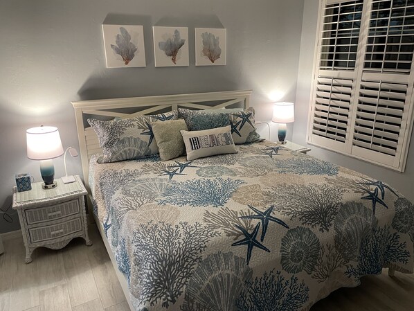 3 bedrooms, iron/ironing board, WiFi, bed sheets - Snow bird retreat (Fort Myers)