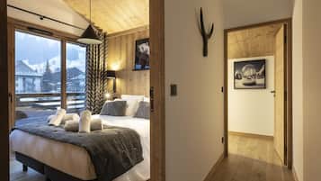 Apartemen Premium | 2 kamar tidur, Wi-Fi gratis, dan seprai linen