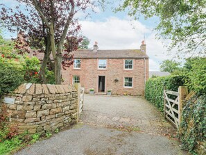 Cottage | Exterior - Garden Cottage (Penrith)