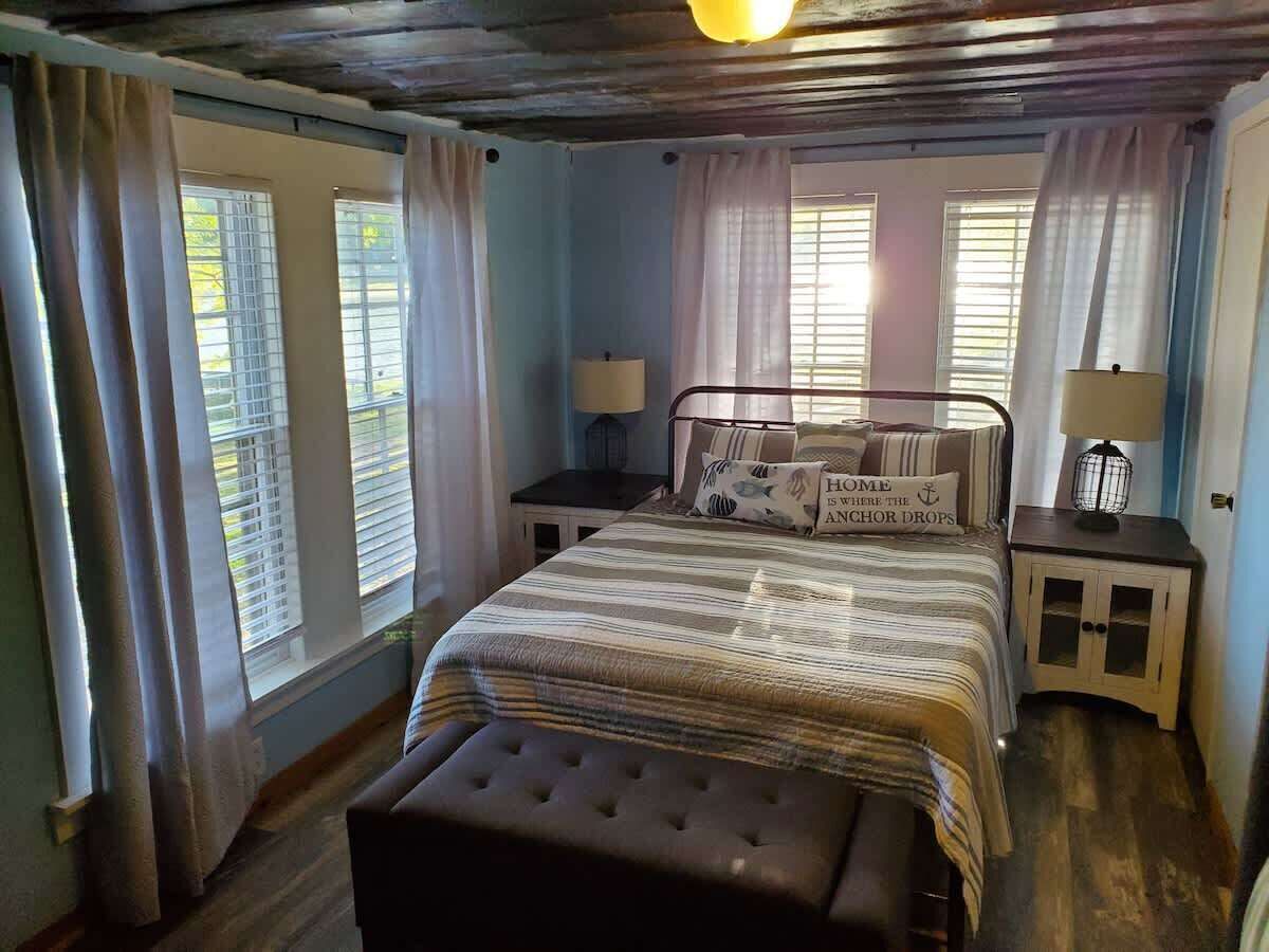 2 間睡房、熨斗/熨衫板、Wi-Fi、床單