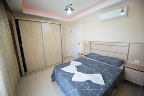 4 Schlafzimmer, Bügeleisen/Bügelbrett, kostenloses WLAN, Bettwäsche