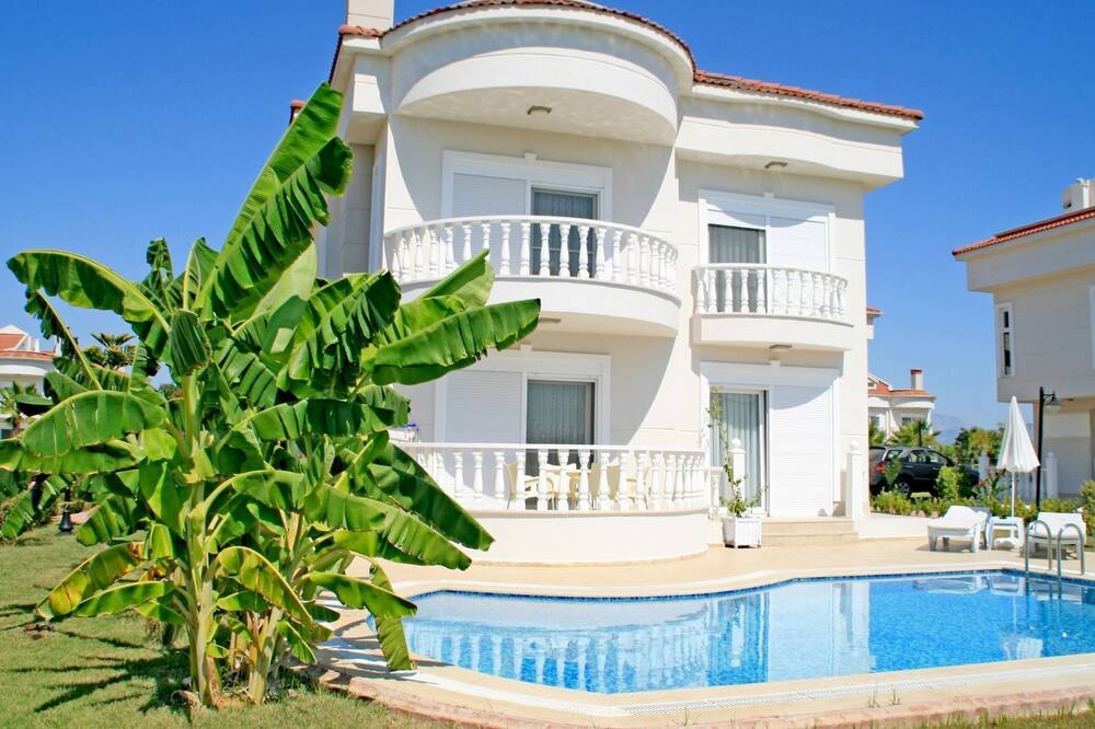 BlueHomes Villas S