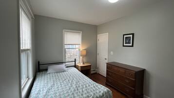 2 chambres, fer et planche Ă repasser, lit parapluie, Wi-Fi