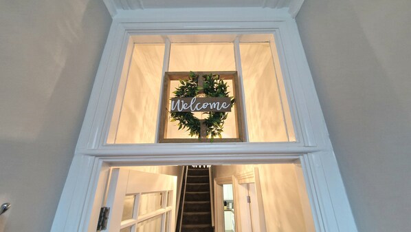 House | Interior - Stunning 5-bed House in Liverpool! Great Location! (Liverpool)