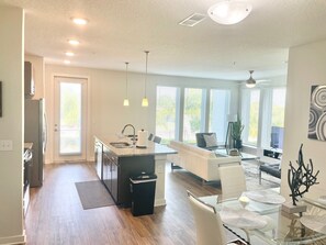 Interior - Home Away From Home (Jacksonville)