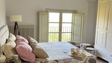 1 camera, ferro/asse da stiro, Wi-Fi, lenzuola