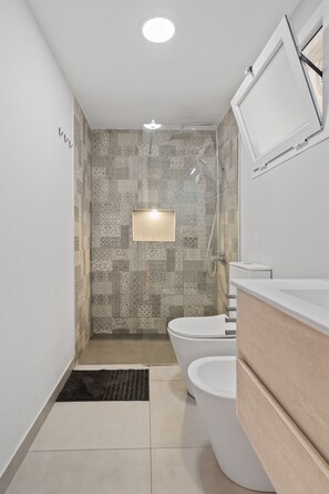 تجهيزات دش، مستلزمات للعناية الشخصية صديقة للبيئة، مجففات شعر