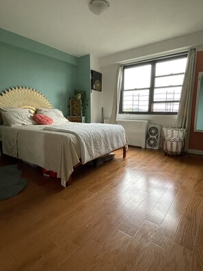 2 chambres, fer et planche à repasser, Wi-Fi gratuit, draps fournis