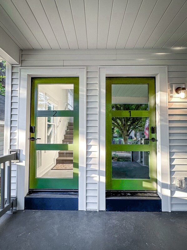 Exterior detail - Newly Renovated Neighborhood Gem (Ann Arbor)