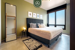 1 bedroom, individually decorated, individually furnished