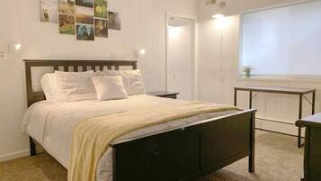 1 bedroom, desk, iron/ironing board, free WiFi