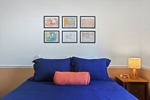 3 bedrooms, desk, iron/ironing board, WiFi