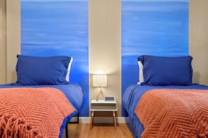 3 habitaciones, escritorio, tabla de planchar con plancha y wifi 