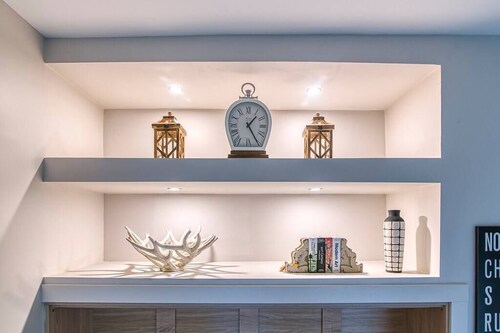 The 4M Favorite House - Stunning & Spotless Studio Apt (#2)