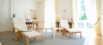 Appartement T3 Dans une Maison de CaractÚre à Proximité du Centre Ville