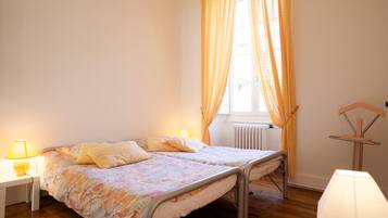 2 Schlafzimmer, Bügeleisen/Bügelbrett, WLAN, Bettwäsche