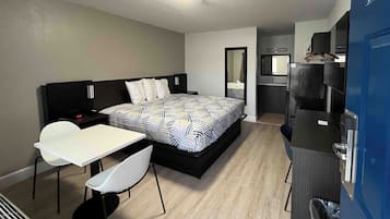 Desk, laptop workspace, free WiFi