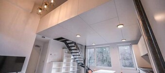 New build upscale bi-level