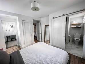 4 quartos, escrivaninha, ferros/tábuas de passar roupa, Wi-Fi