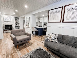 TV, fireplace, offices