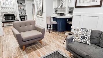 TV, fireplace, offices