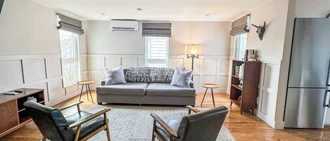 Televisión, oficina