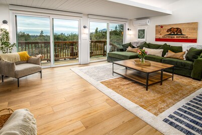 Family Vacay to Yosemite: Mariposa, CA: Game Rm, Hot Tub, EV Charger, 3 Ensuites