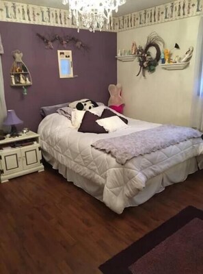 3 habitaciones, tabla de planchar con plancha y wifi gratis 