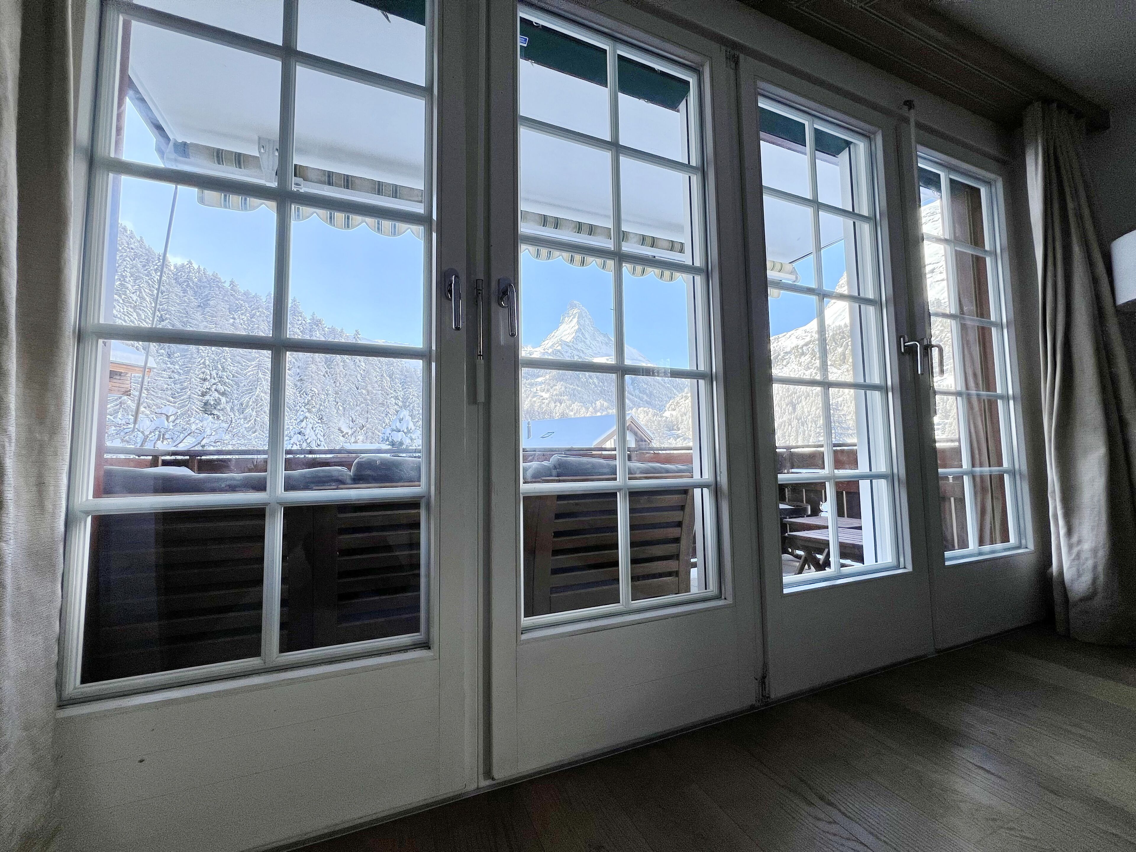 Apartment with fantastic view of Matterhorn | บริเวณภายนอก