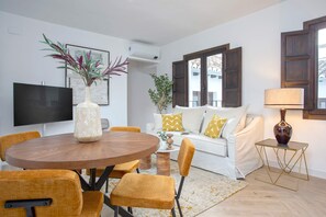 Interior - Luxury apartment in Granada. Horno Marina 8 (Granada)