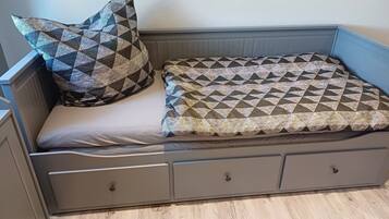 2 bedrooms, free WiFi, bed sheets