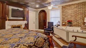 Room - Calhoun Square - McMillan Inn (Savannah)