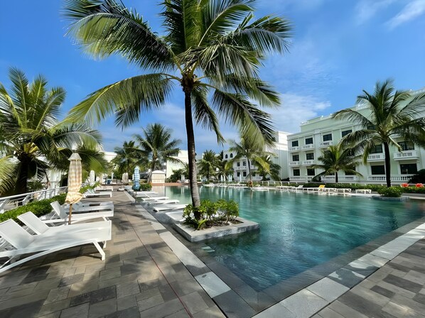 Lake view - Amorii Hotel Phu Quoc (Phu Quoc)