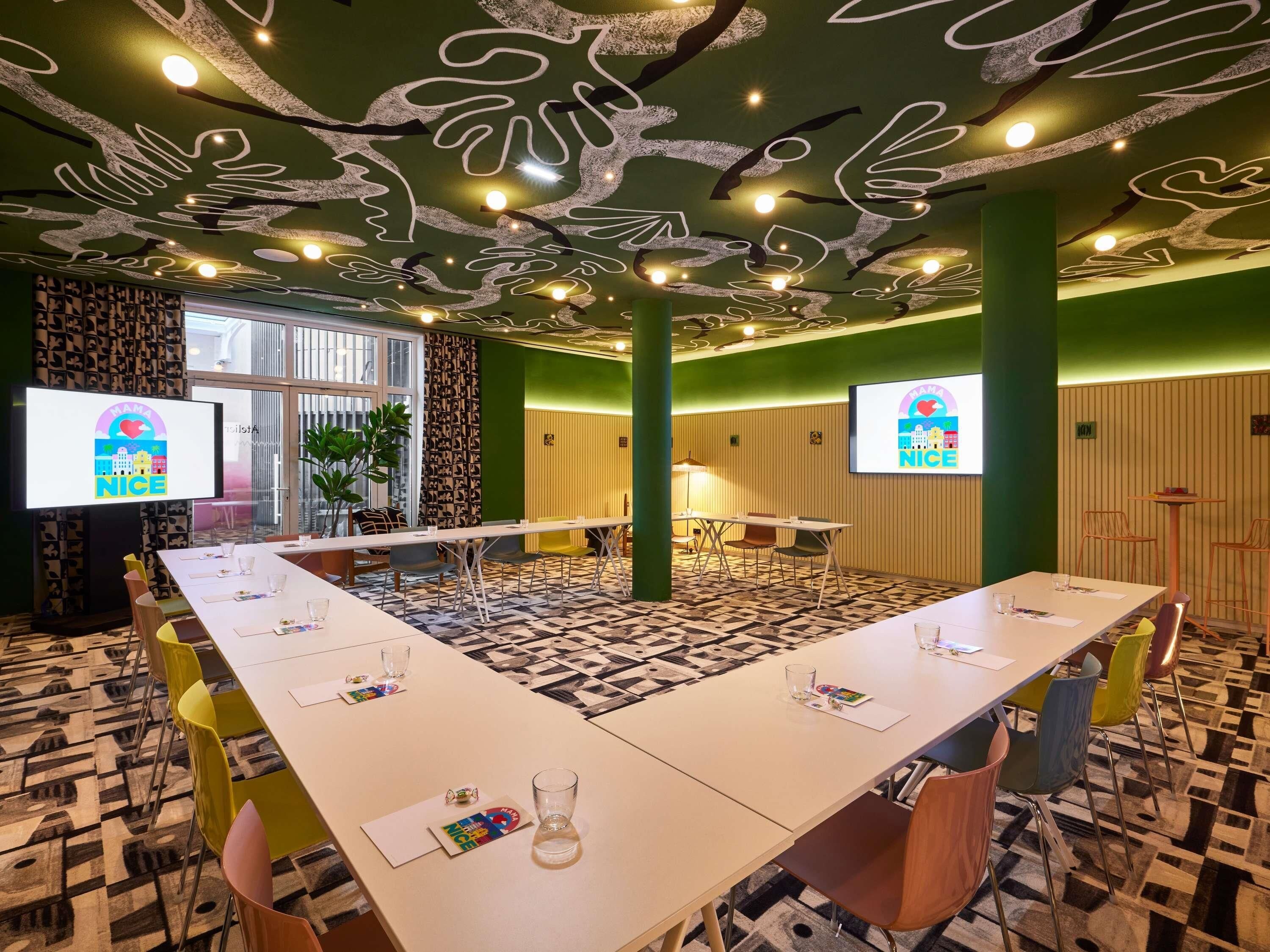 Meeting facility