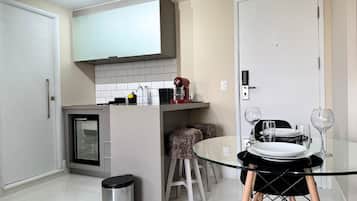 Premium Apartment | Dining