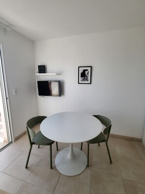 Dining - La Plage Absolue (Linguizzetta)