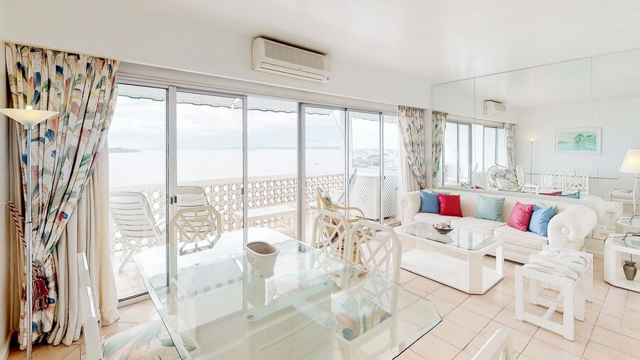 Oceana Suites Vanguardia