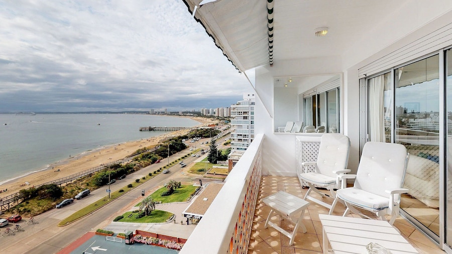 Oceana Suites Vanguardia