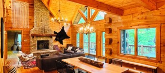 Log Cabin Oasis With Air Conditioned Treehouse on 20 Acres - Sleeps 32+
